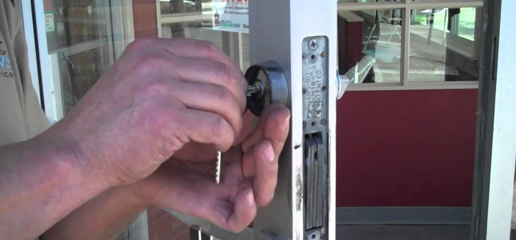 commercial door lock repair Alamo